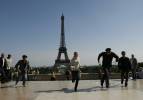 La visite de Paris - Heroes