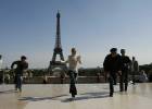 La visite de Paris - Heroes