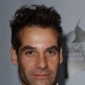 Adrian Pasdar, arr�t� !